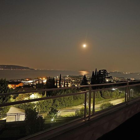 Poggio Al Sole 6 Apartment By Wonderful Italy ตอสโกลาโน มาแดร์โน ภายนอก รูปภาพ