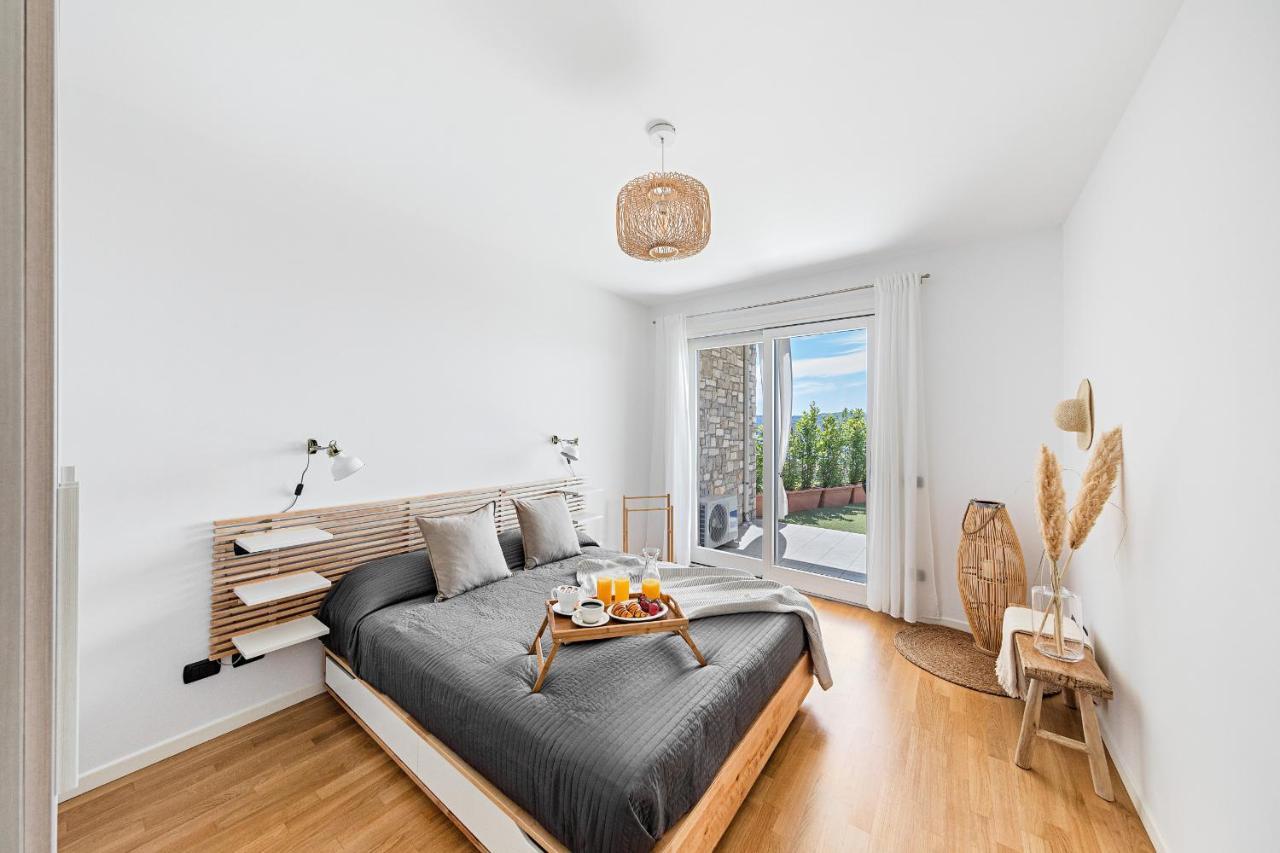 Poggio Al Sole 6 Apartment By Wonderful Italy ตอสโกลาโน มาแดร์โน ภายนอก รูปภาพ