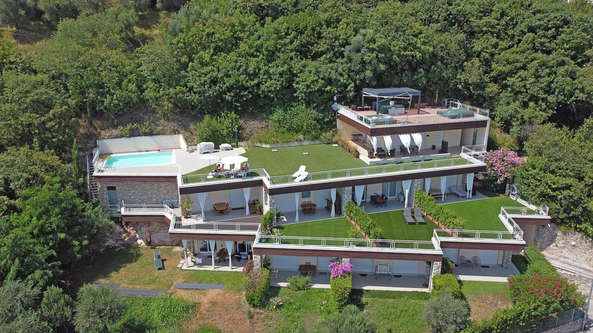 Poggio Al Sole 6 Apartment By Wonderful Italy ตอสโกลาโน มาแดร์โน ภายนอก รูปภาพ